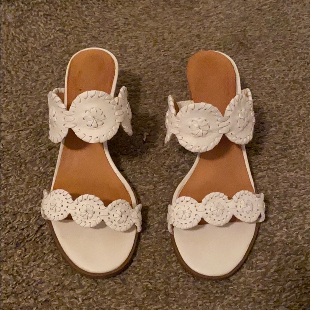 Jack Rogers Women’s white mid heel shoe